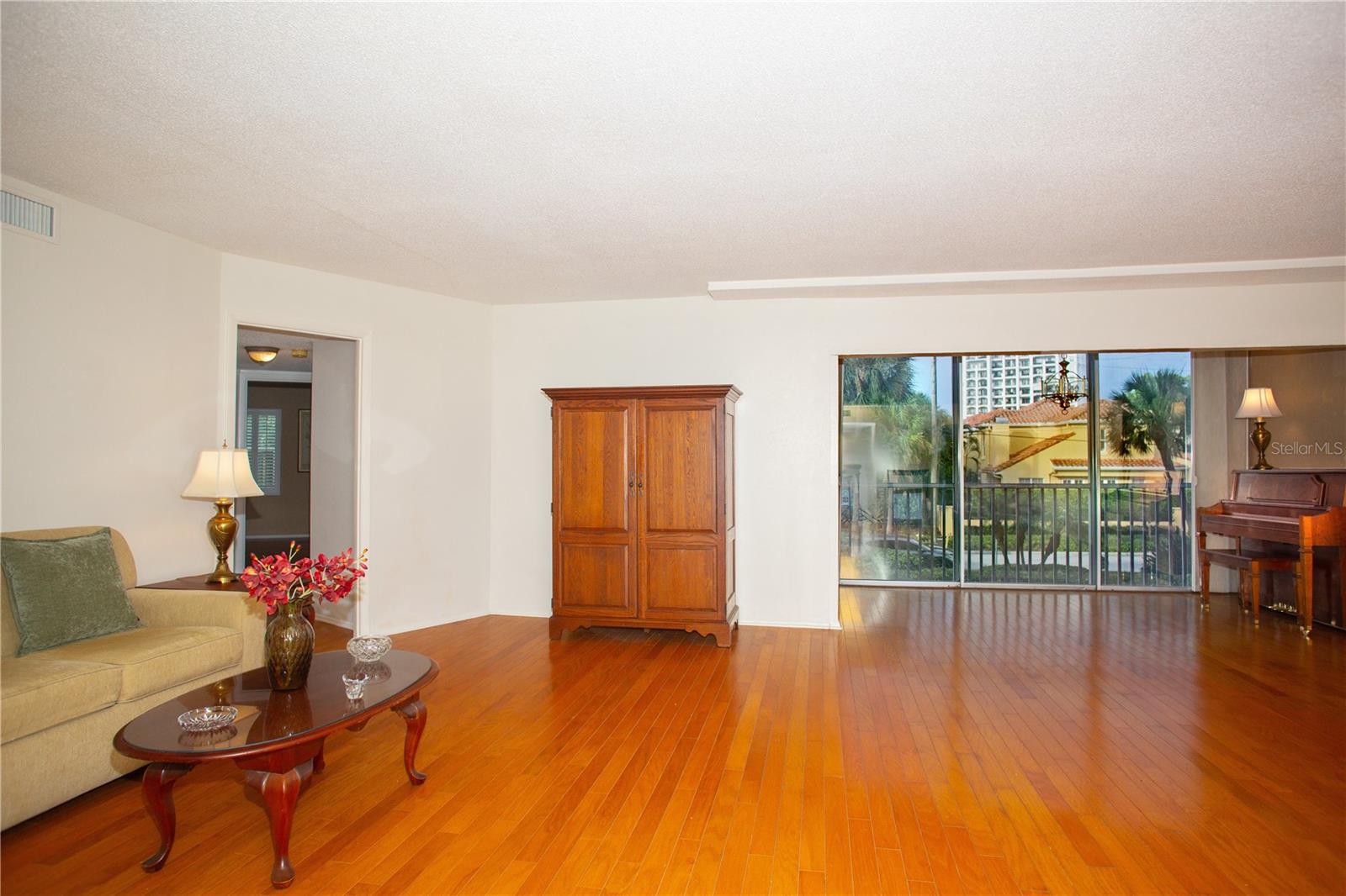 435 S GULFSTREAM AVE #206 — photo 9