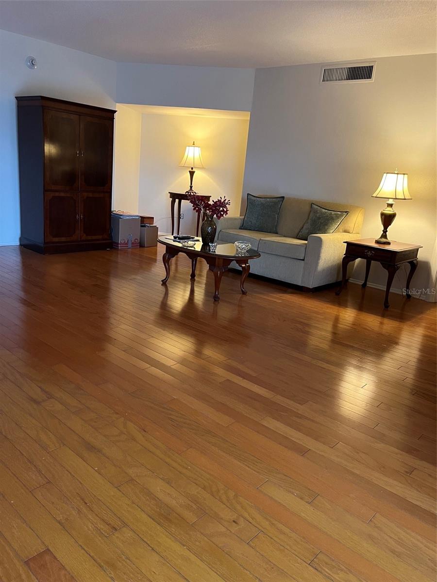 435 S GULFSTREAM AVE #206 — photo 10