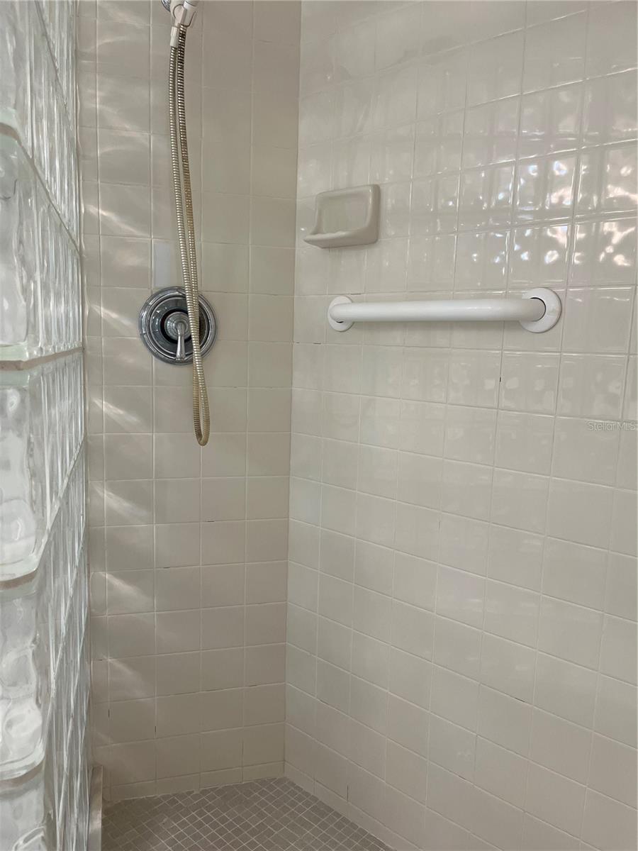 435 S GULFSTREAM AVE #206 — photo 28