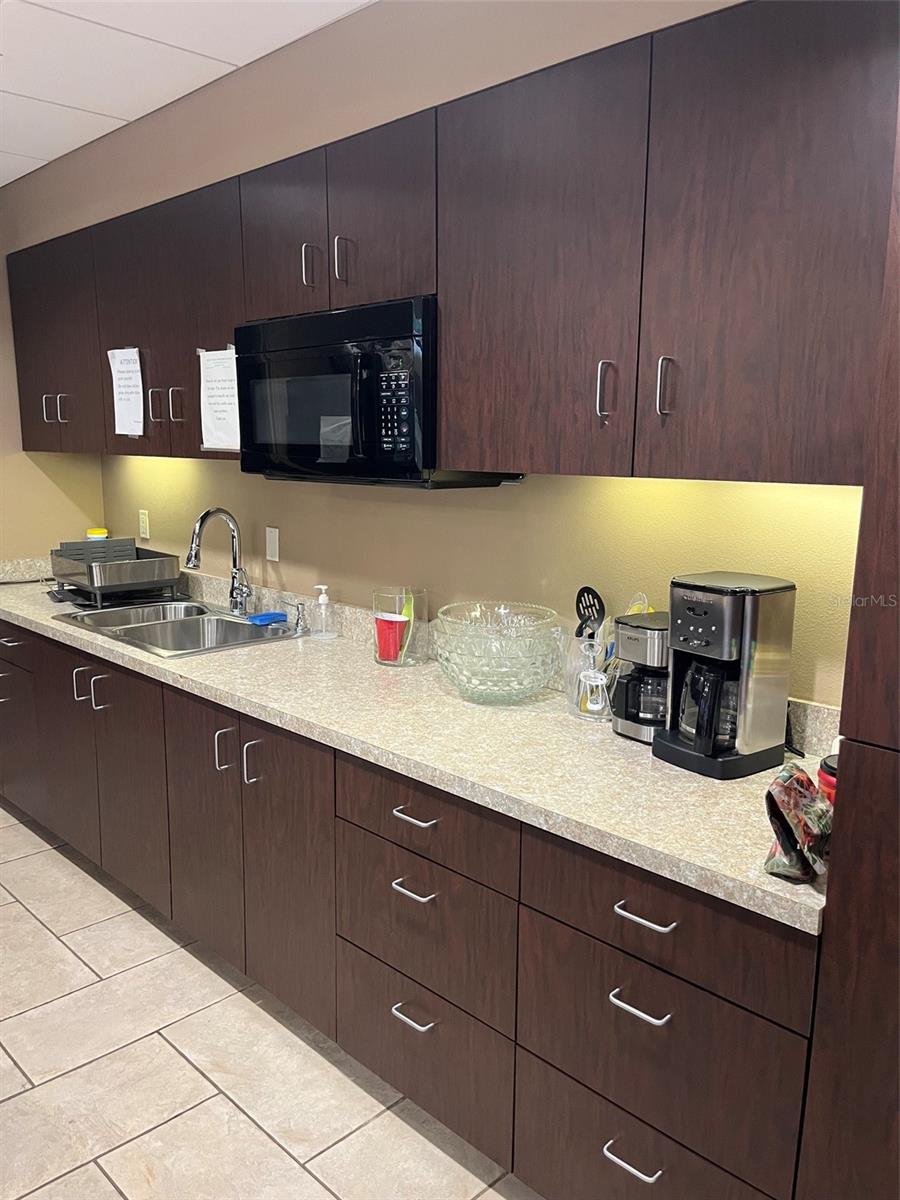 435 S GULFSTREAM AVE #206 — photo 42