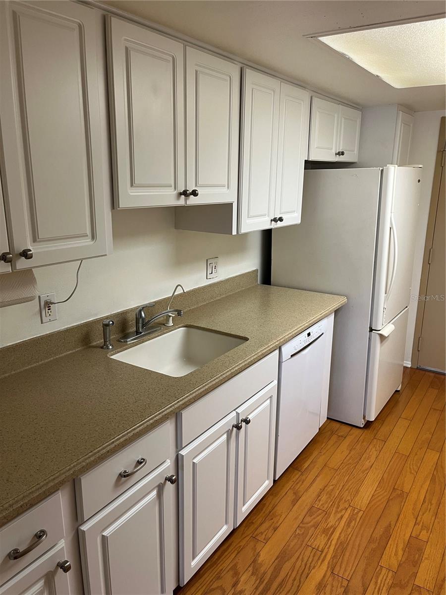 435 S GULFSTREAM AVE #206 — photo 14