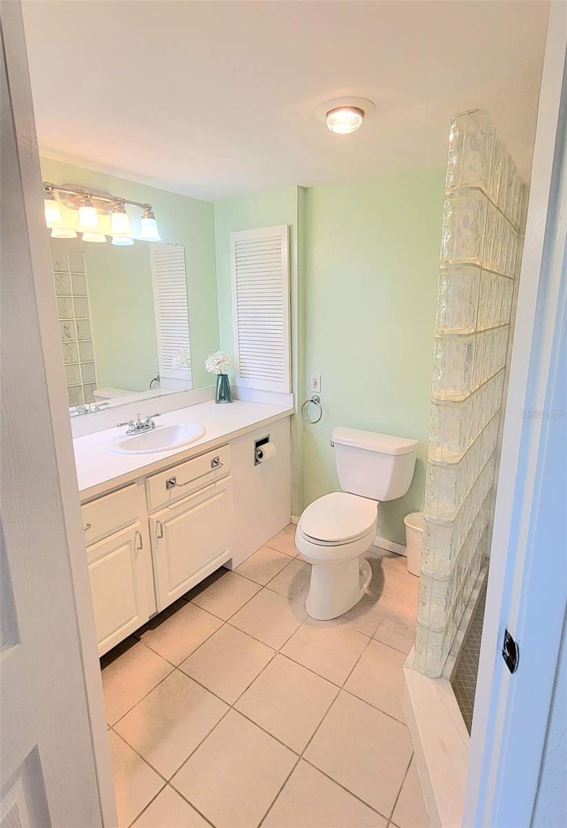 435 S GULFSTREAM AVE #206 — photo 25