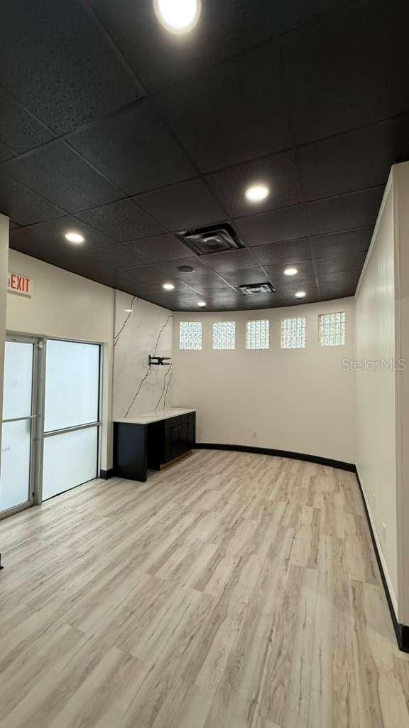 608 S TAMPANIA AVE — photo 9