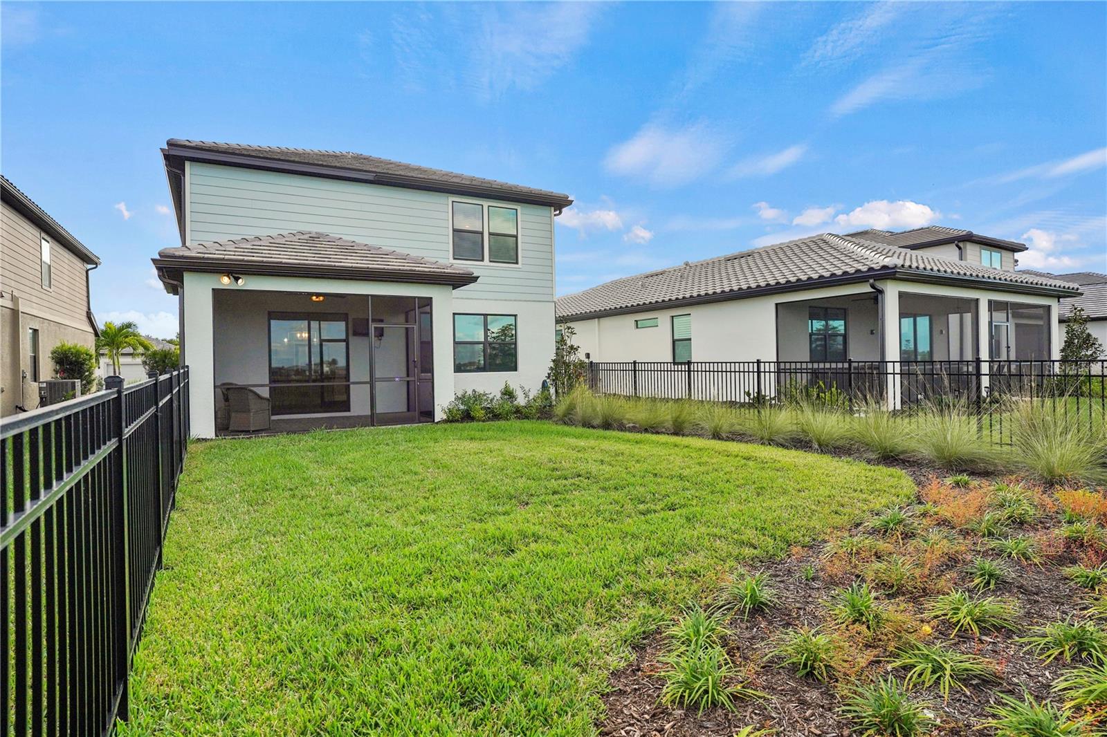6288 WINDING PINE DR — photo 32