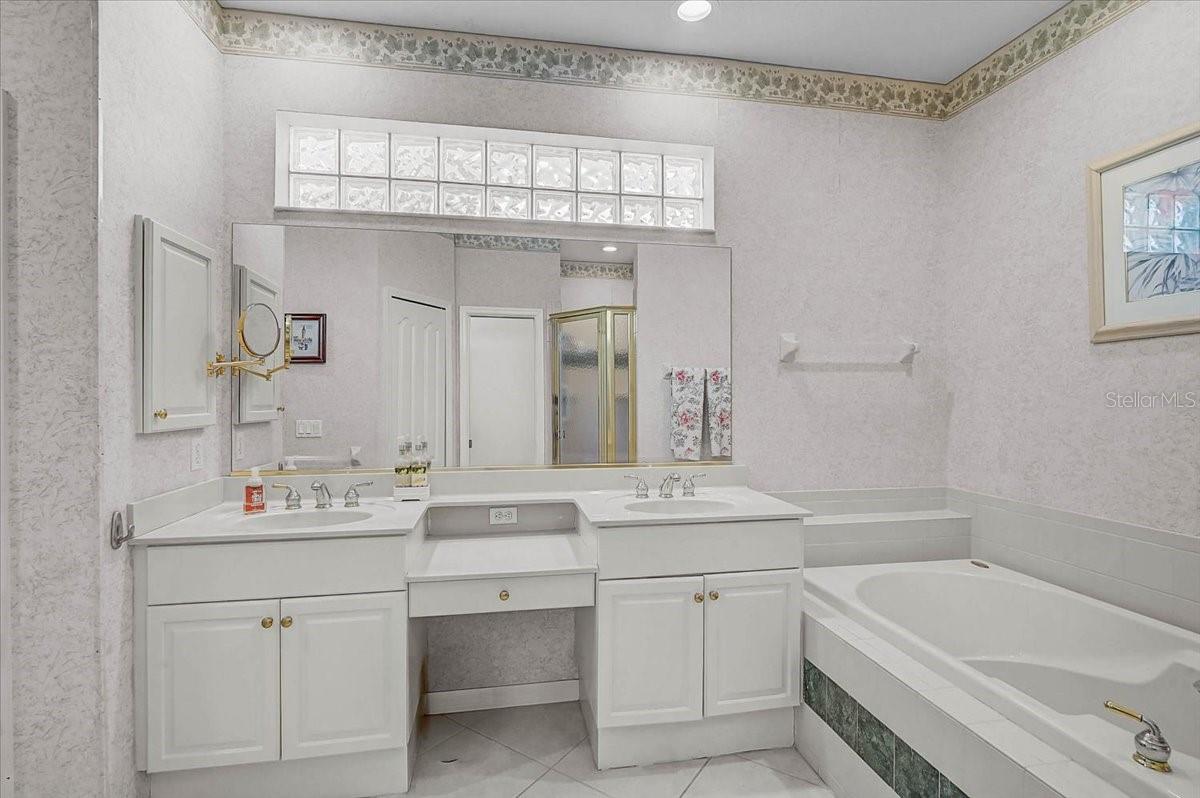 103 BISHOPS COURT RD — photo 18