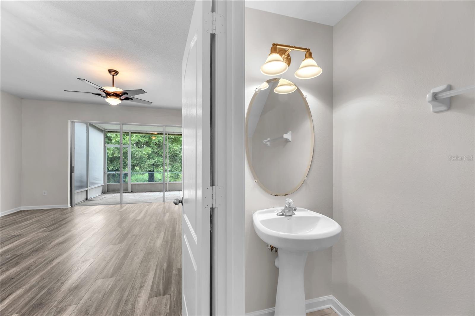 4605 BARNSTEAD DR — photo 7