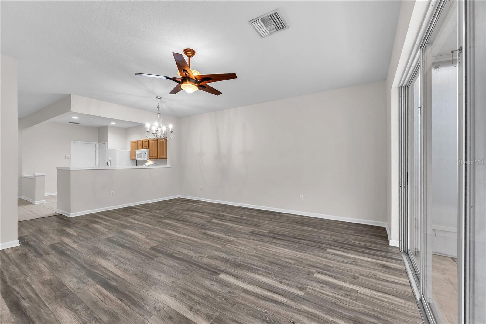 4605 BARNSTEAD DR — photo 11