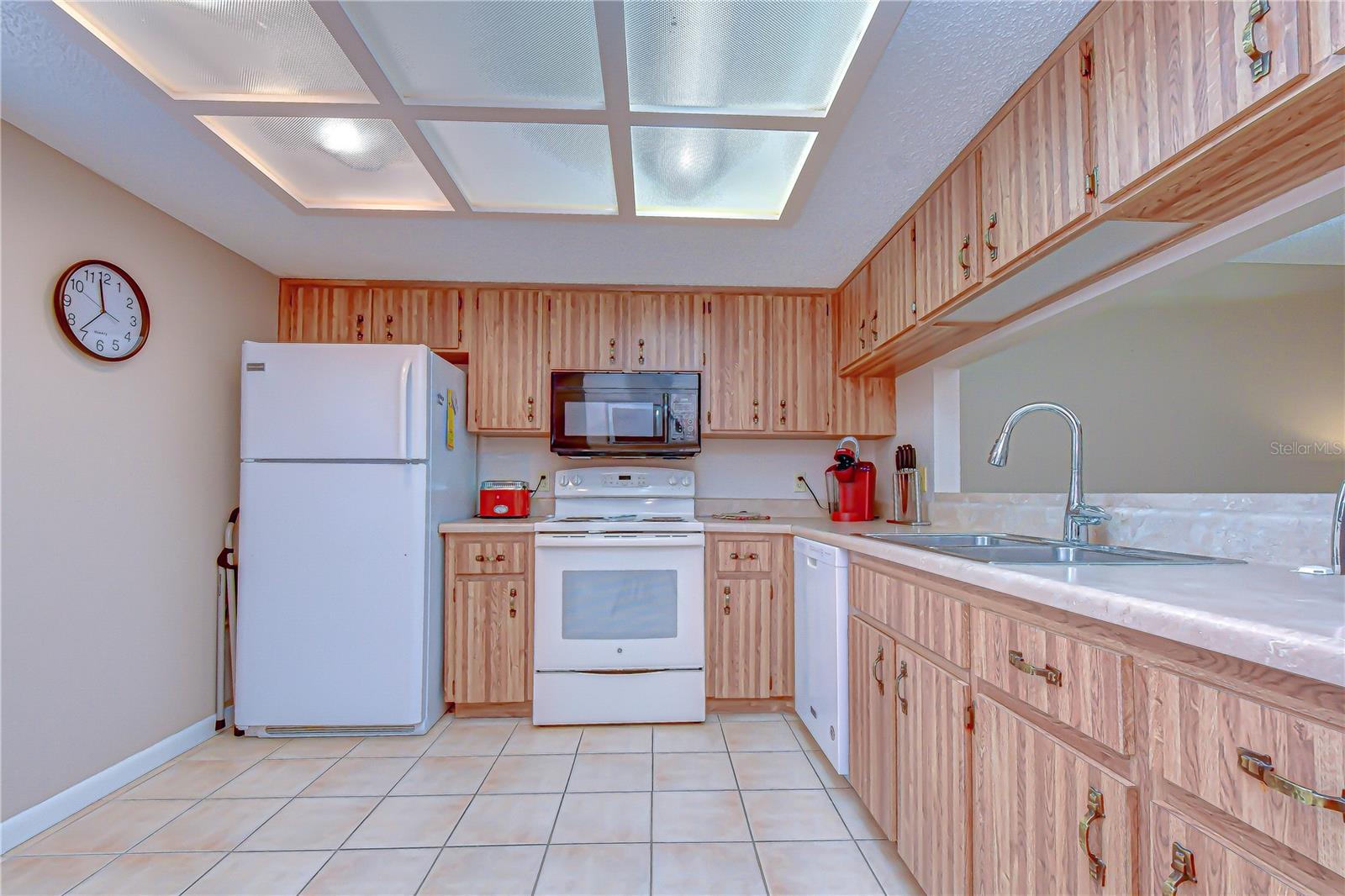 38235 BOXWOOD DR #38235 — photo 4