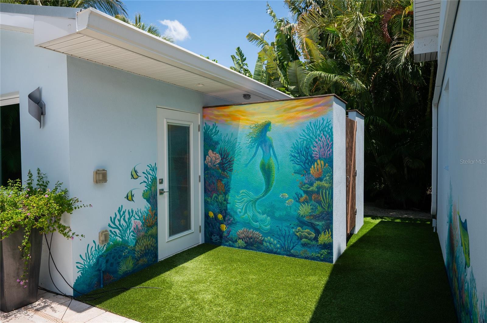 242 GLADIOLUS ST — photo 43