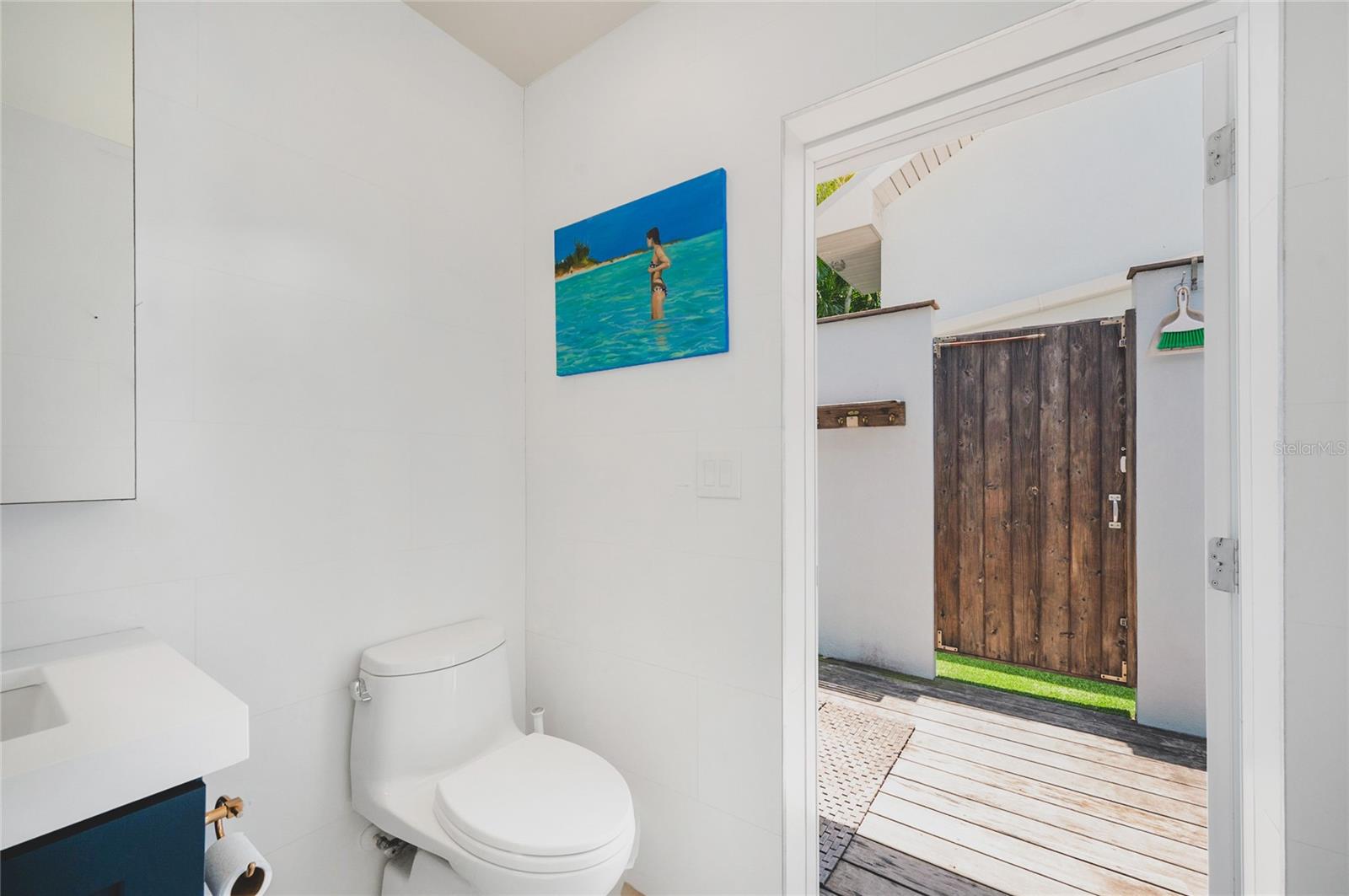 242 GLADIOLUS ST — photo 50