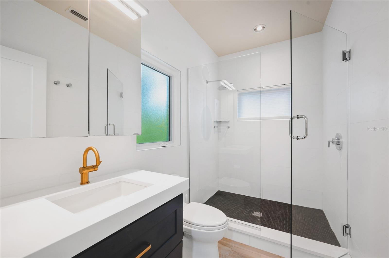242 GLADIOLUS ST — photo 30