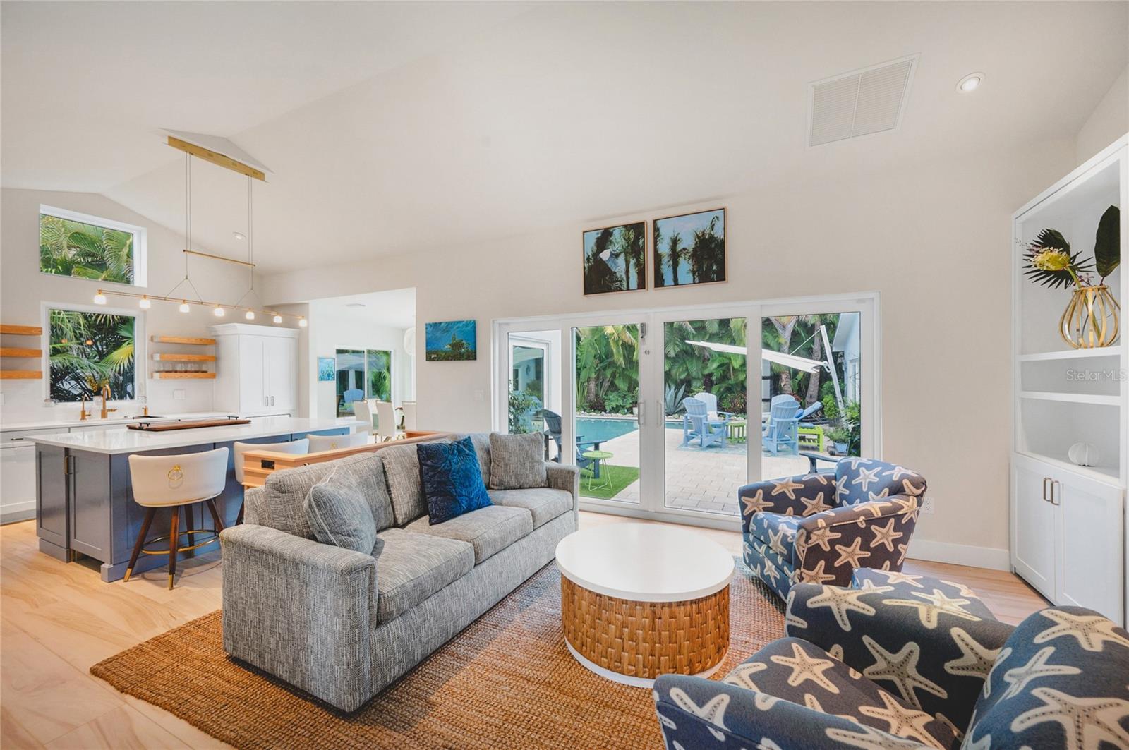 242 GLADIOLUS ST — photo 35