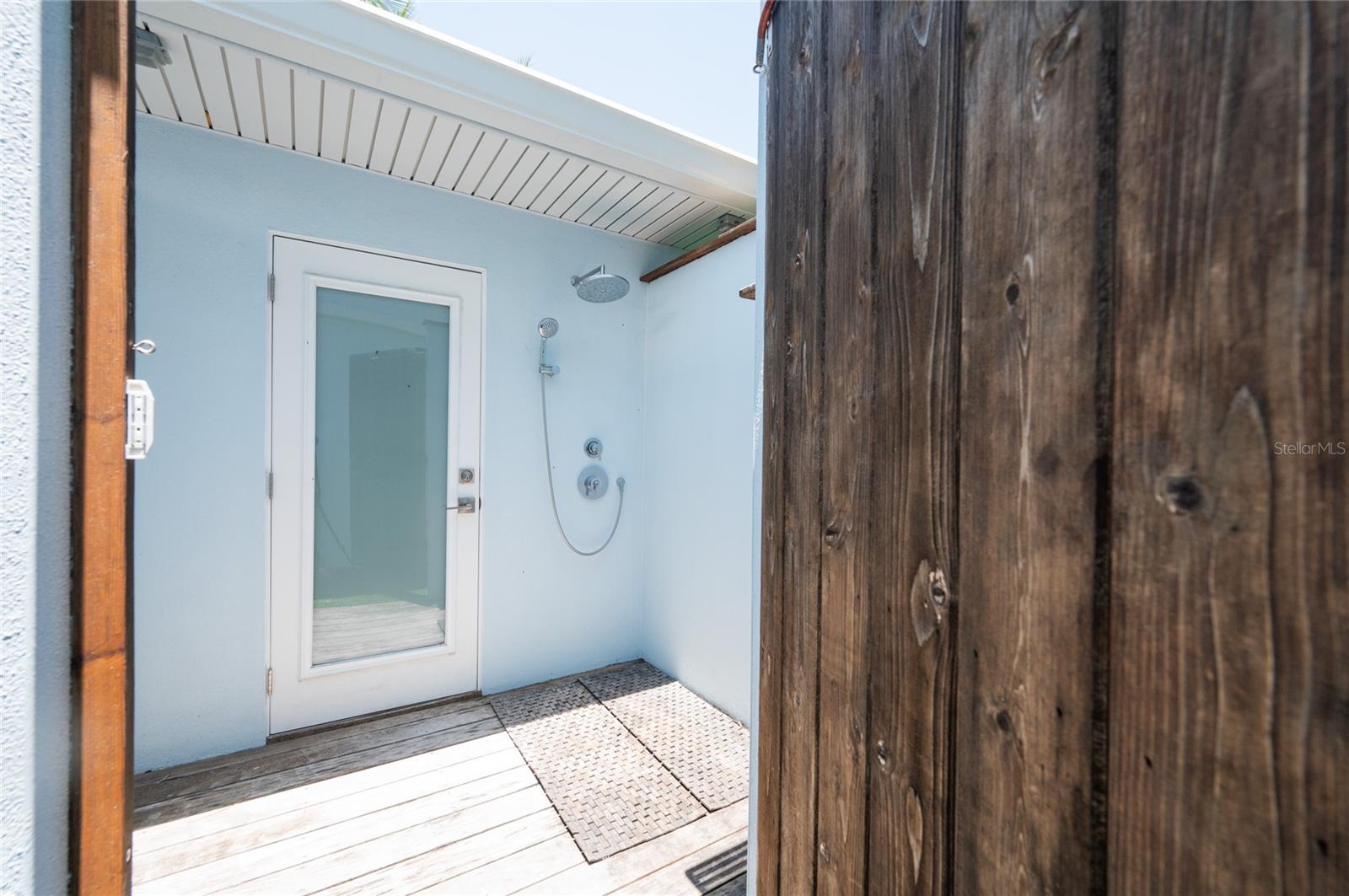 242 GLADIOLUS ST — photo 52