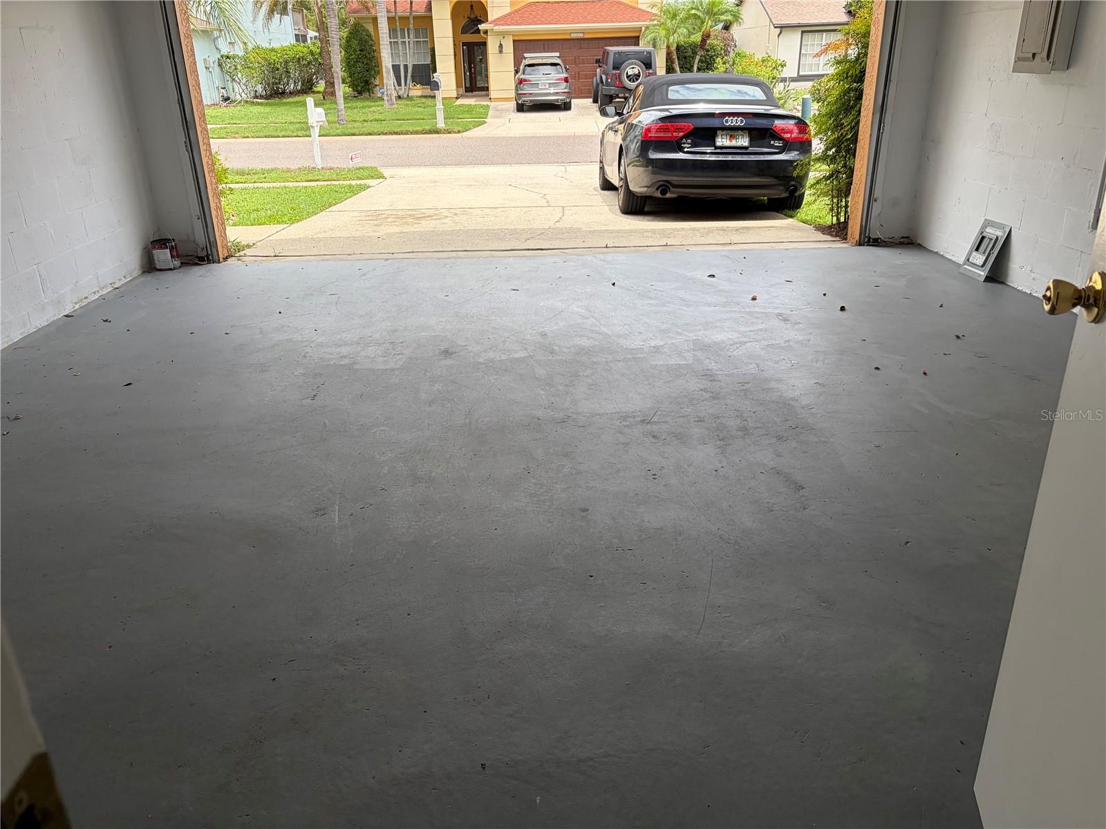 11516 WHISPERING HOLLOW DR — photo 21