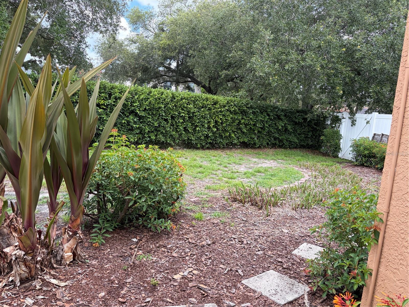11516 WHISPERING HOLLOW DR — photo 14