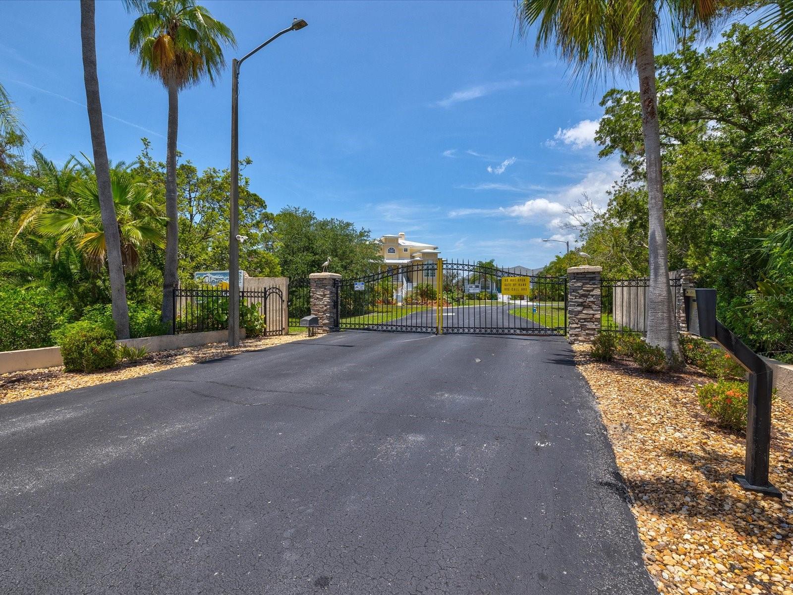 3046 SHEPPARDS CROOK CT — photo 8