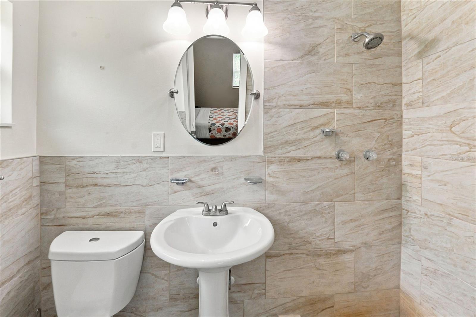 7815 PINE HILL DR — photo 16