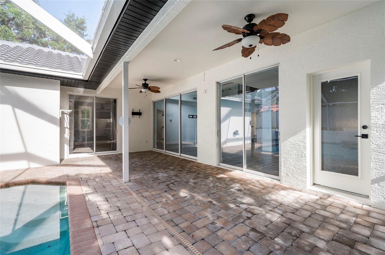 2348 MESSENGER CIR — photo 46