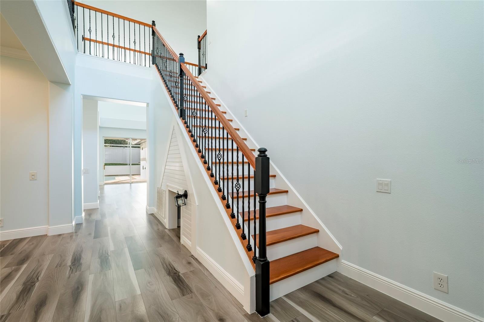 2348 MESSENGER CIR — photo 9