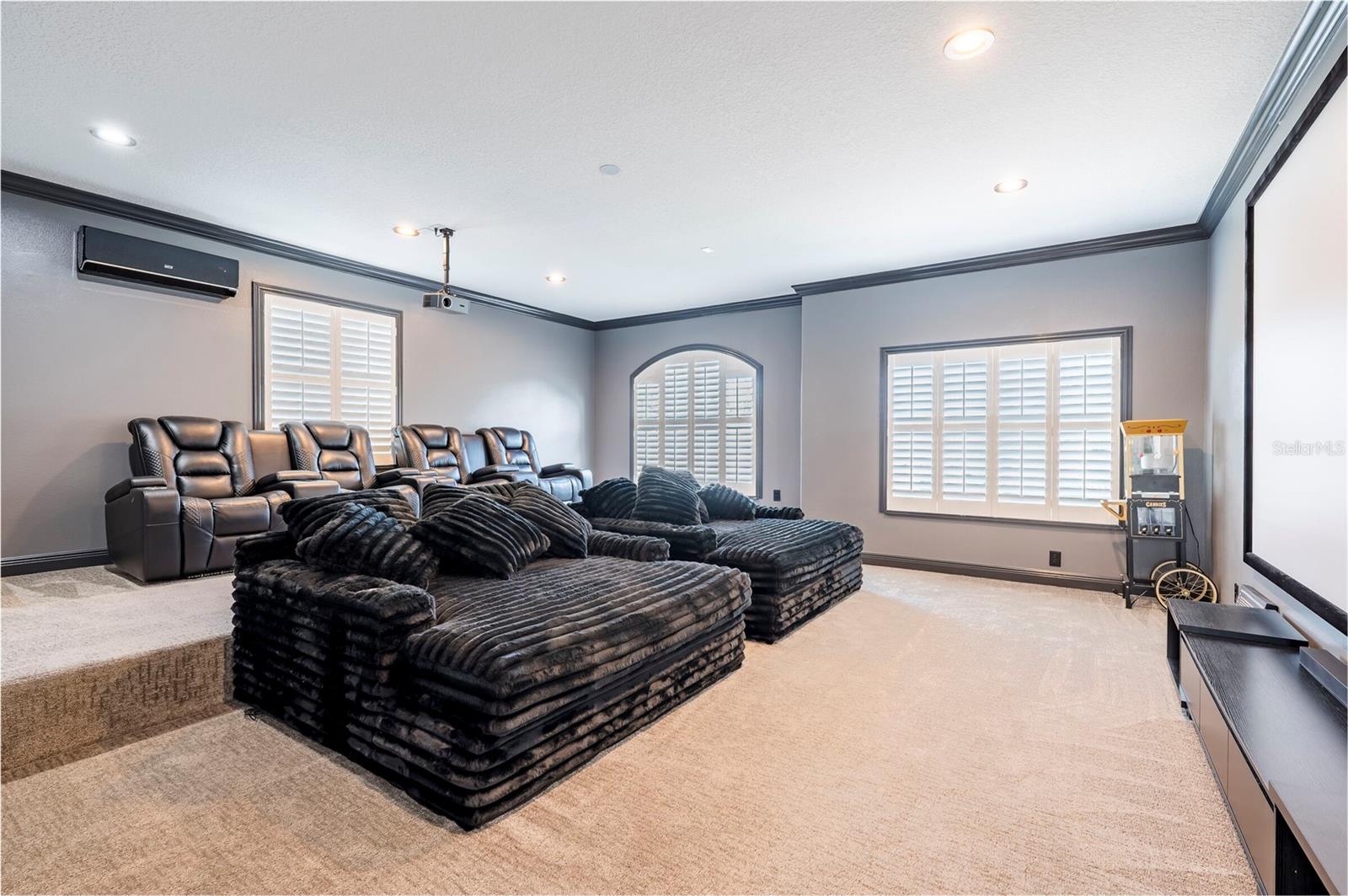 2348 MESSENGER CIR — photo 31