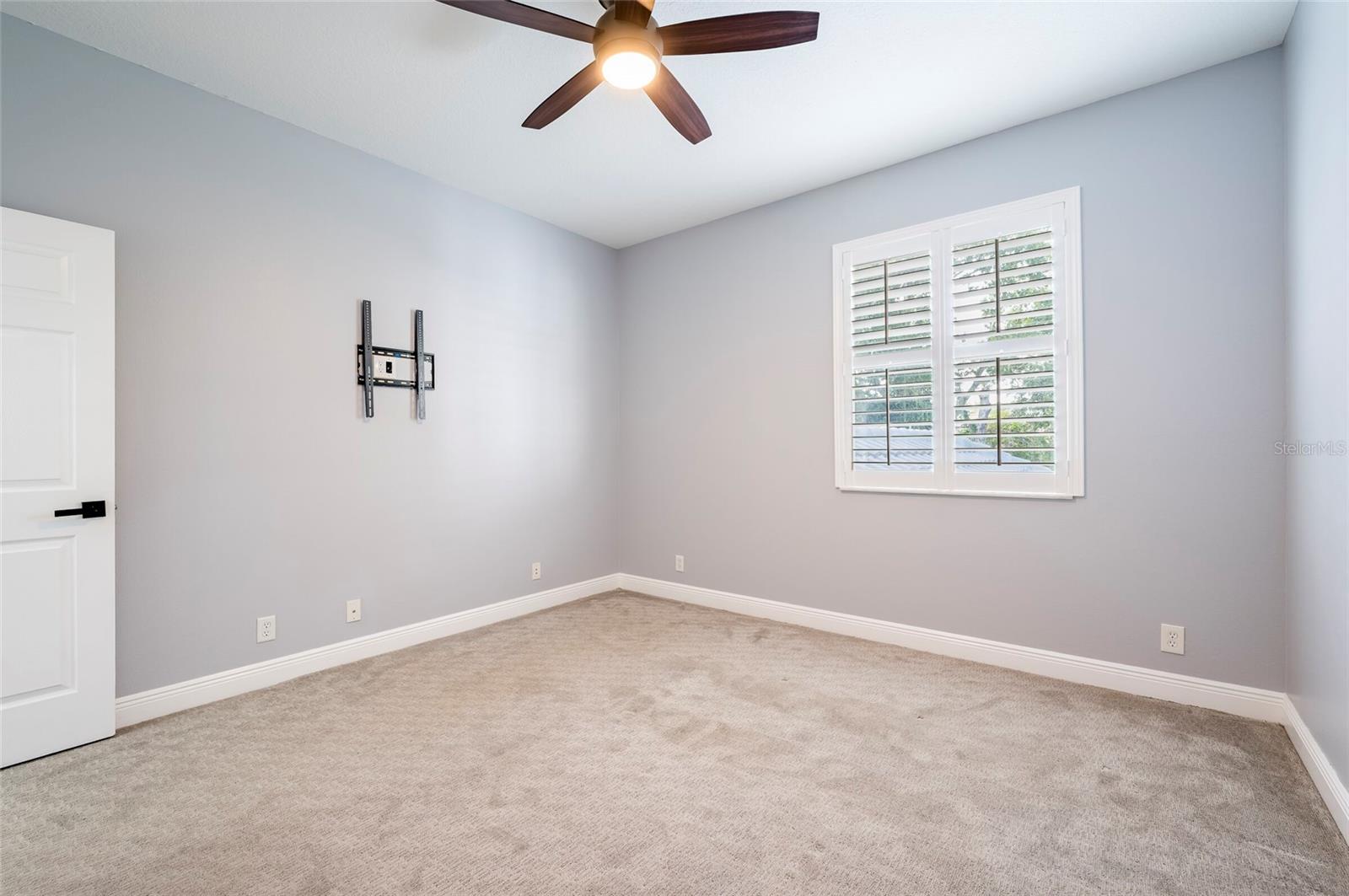 2348 MESSENGER CIR — photo 43