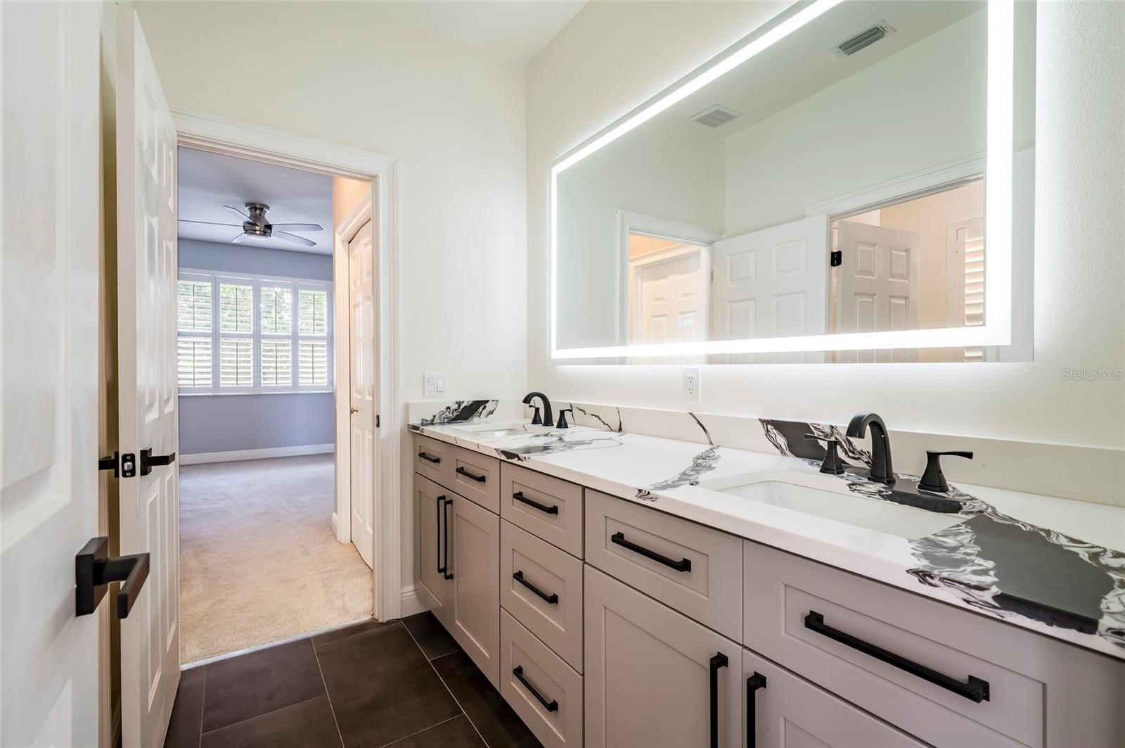 2348 MESSENGER CIR — photo 38
