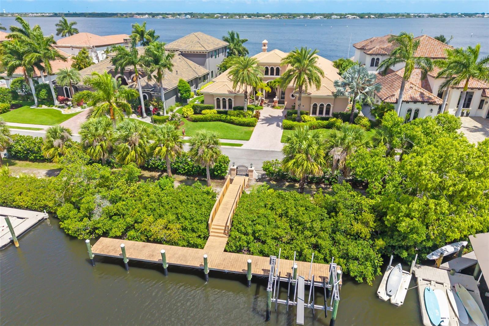 4015 HAWK ISLAND DR — photo 66