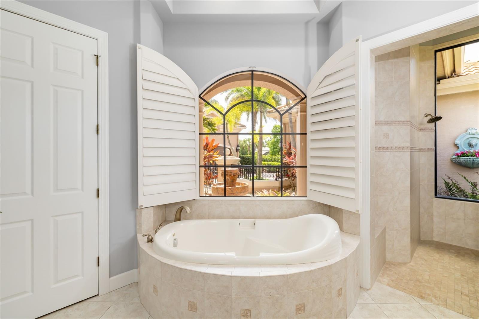 4015 HAWK ISLAND DR — photo 42