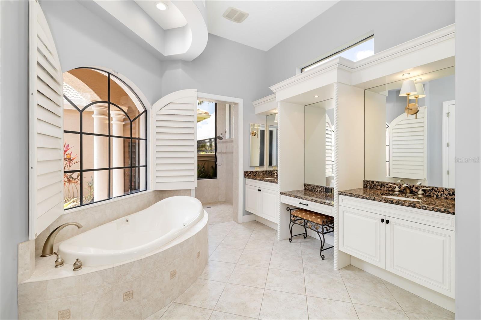 4015 HAWK ISLAND DR — photo 43