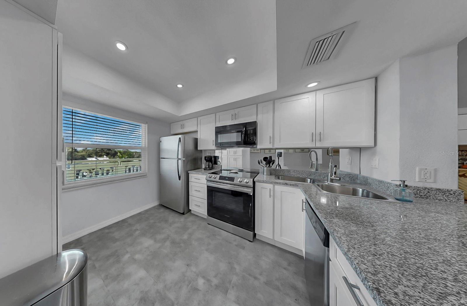 7321 CENTRAL AVE #307 — photo 3
