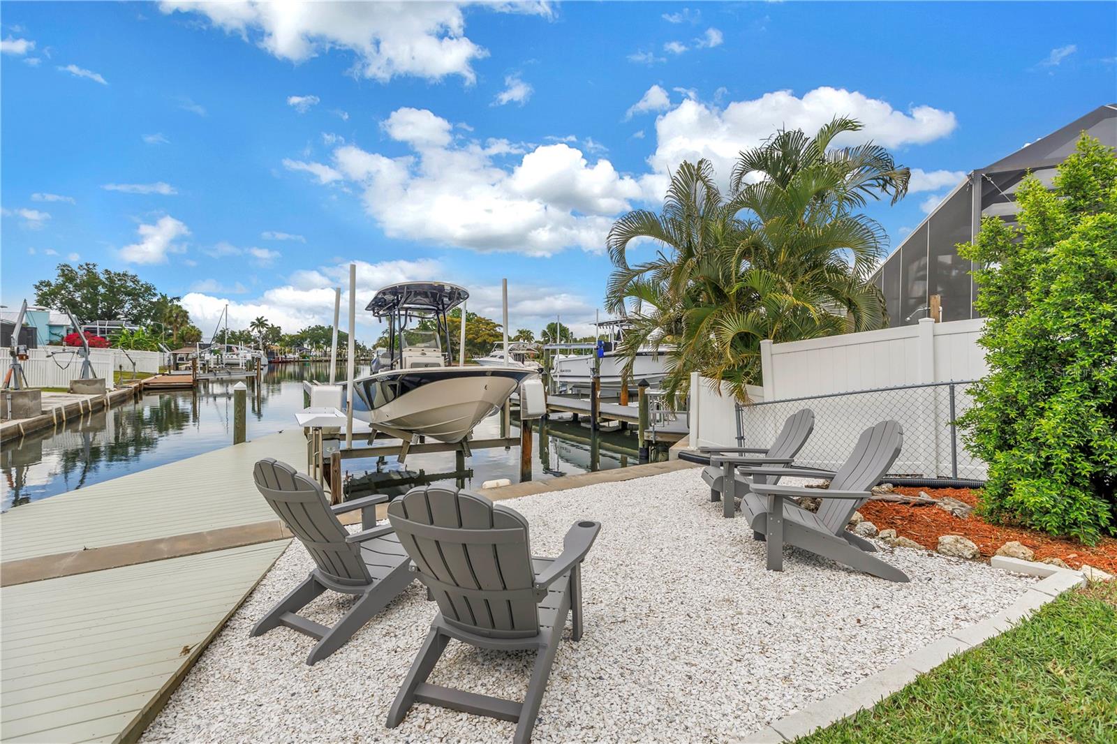 4911 PALMETTO POINT DR — photo 21