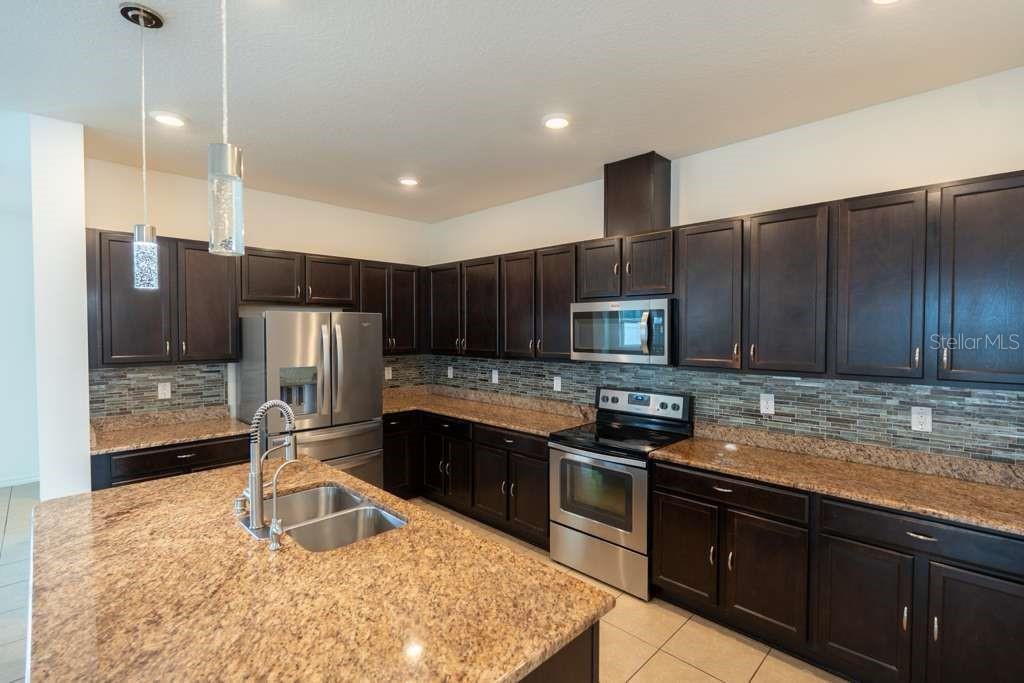 11517 PALMETTO SANDS CT — photo 7