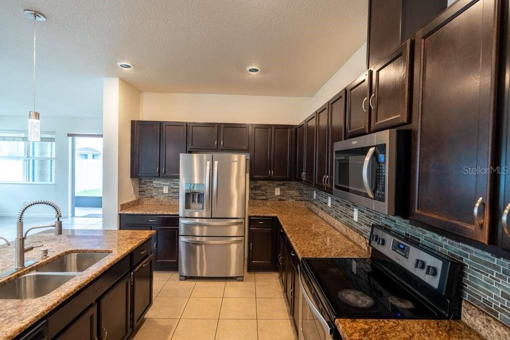 11517 PALMETTO SANDS CT — photo 6