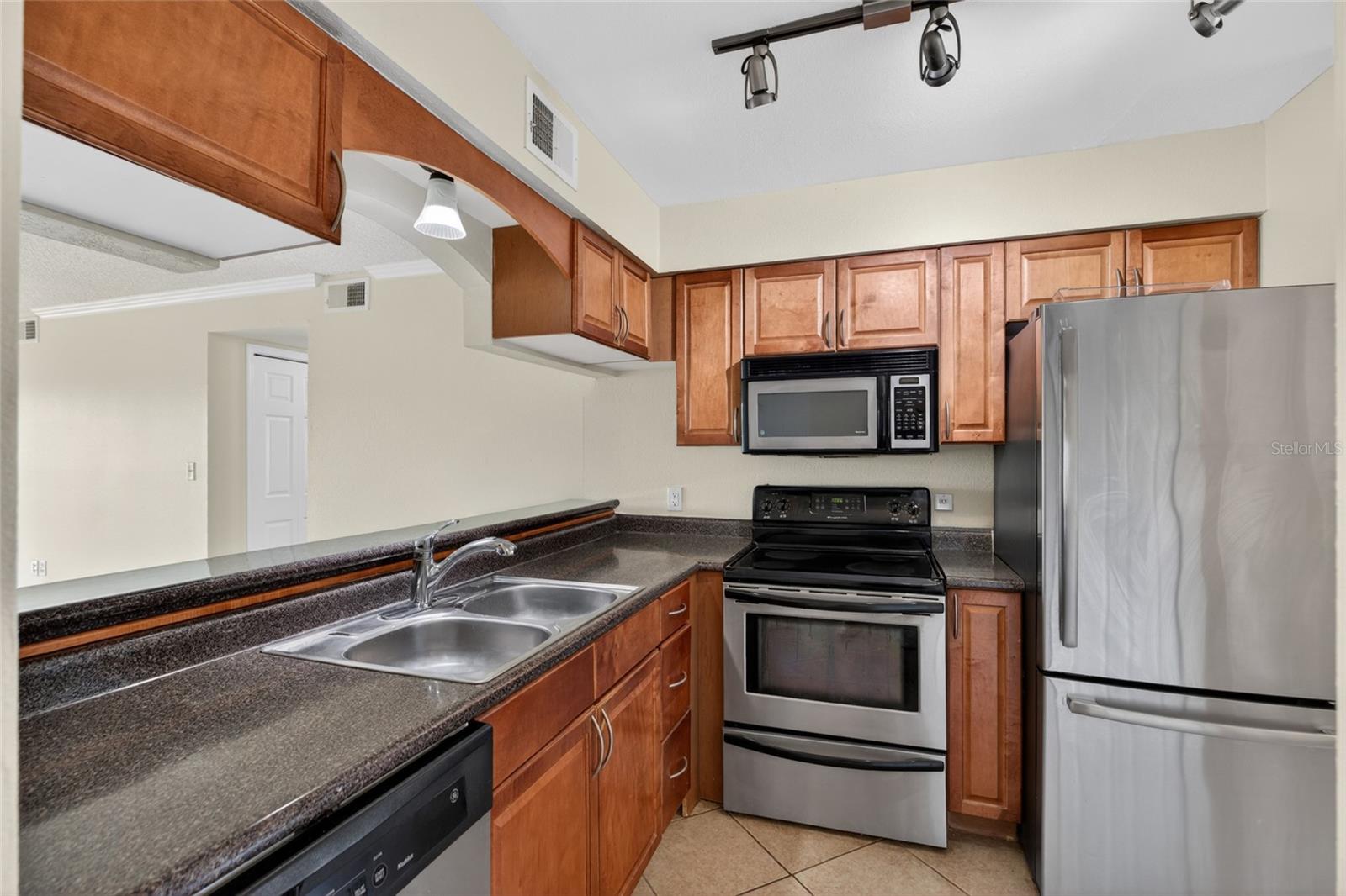 10125 SAILWINDS BLVD N #104 — photo 8