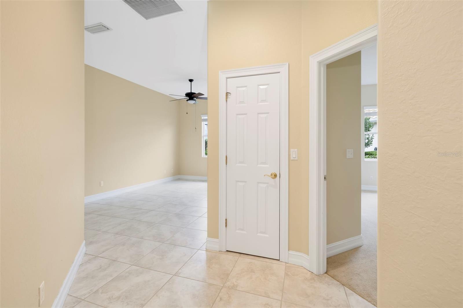 286 PESARO DR — photo 39