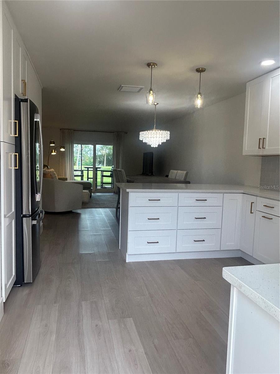 1624 STICKNEY POINT RD #101 — photo 3