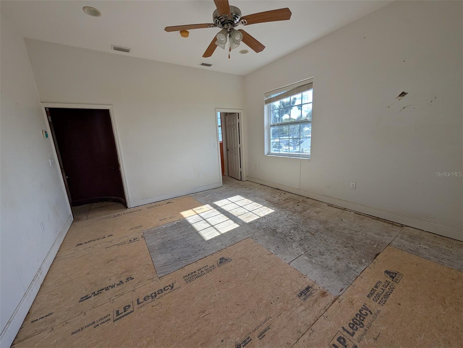 3006 HAWTHORNE ST — photo 10