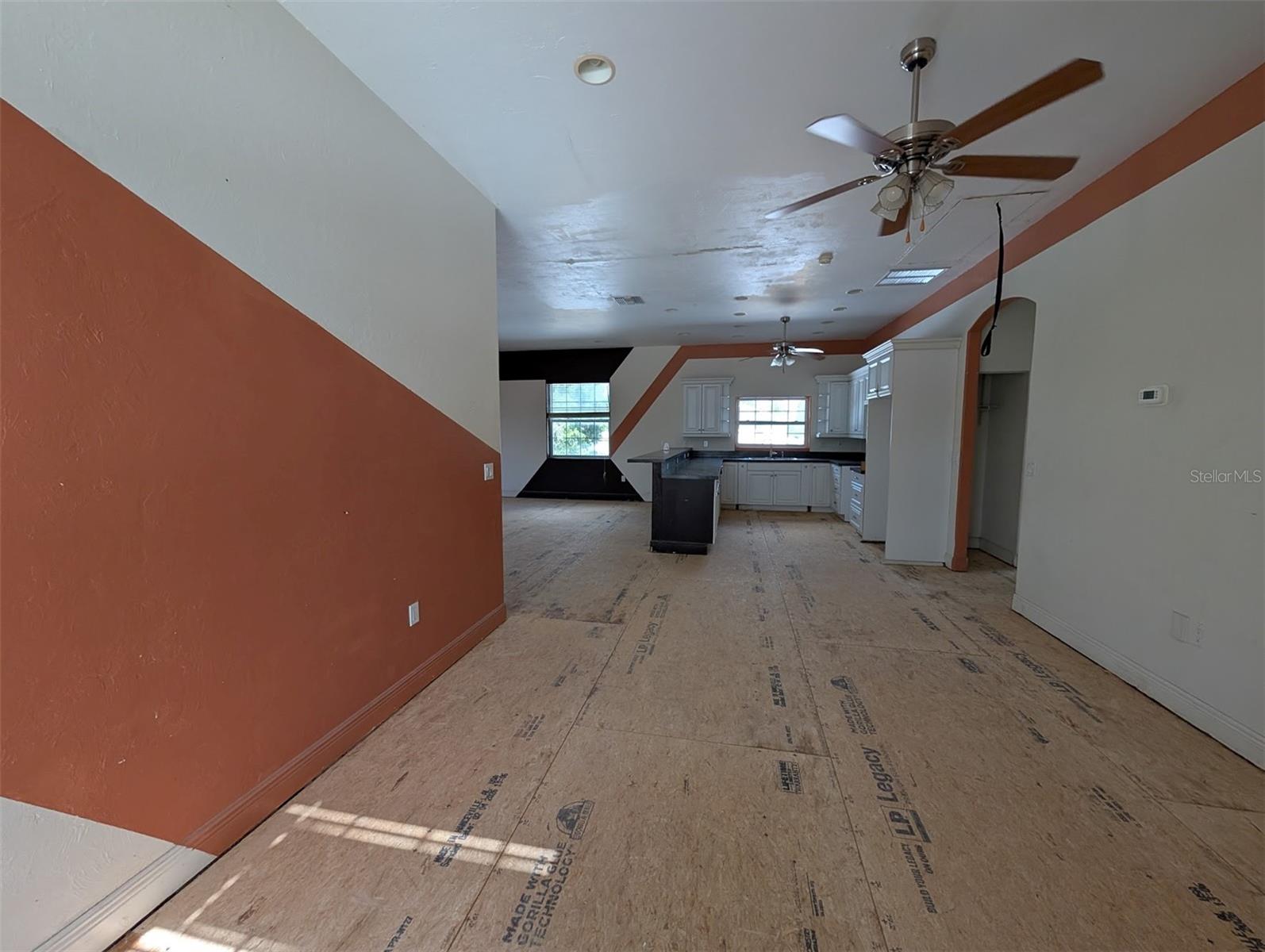3006 HAWTHORNE ST — photo 4
