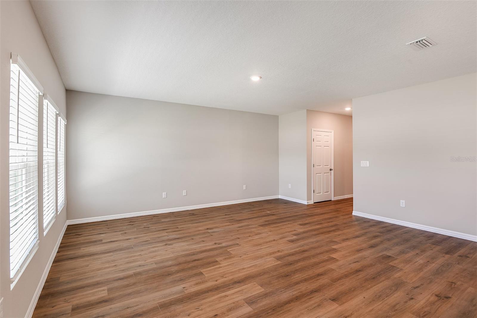 33601 NOBLE CREEK PL — photo 7