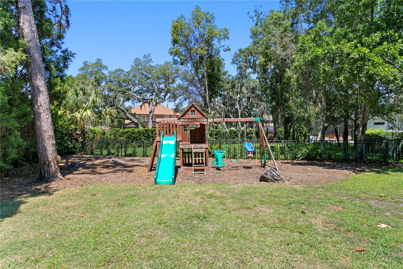16303 DUNLINDALE DR — photo 62