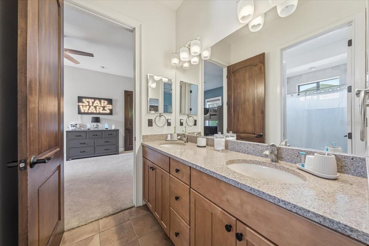 16303 DUNLINDALE DR — photo 39