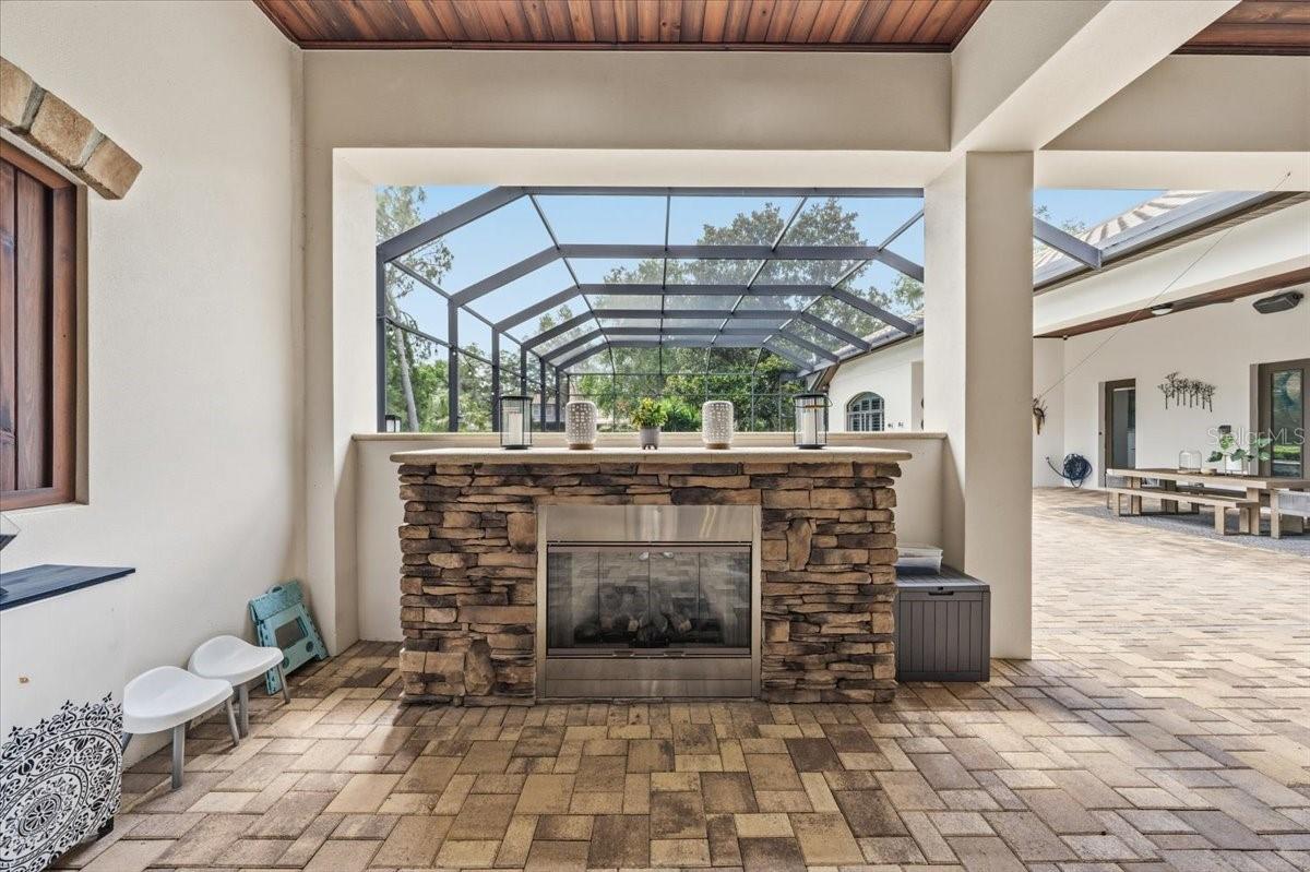 16303 DUNLINDALE DR — photo 26