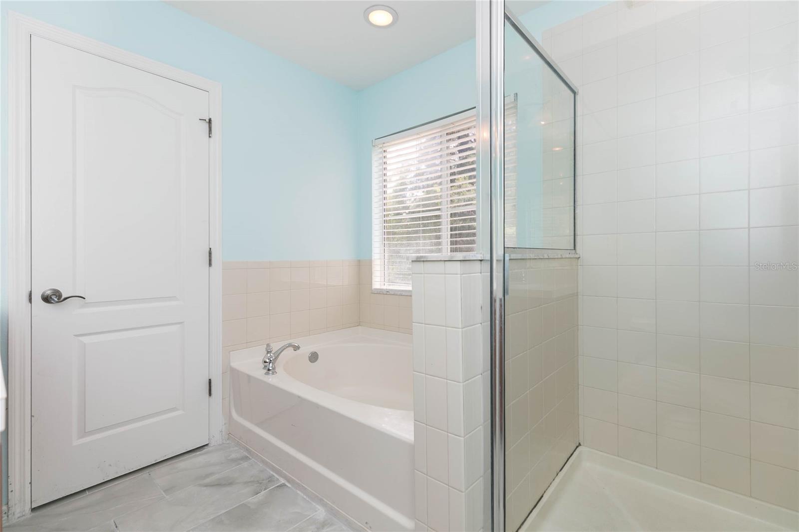 3152 ROYAL TUSCAN LN — photo 28