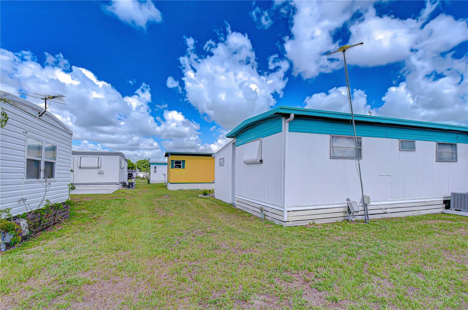 38636 REMORA AVE — photo 32
