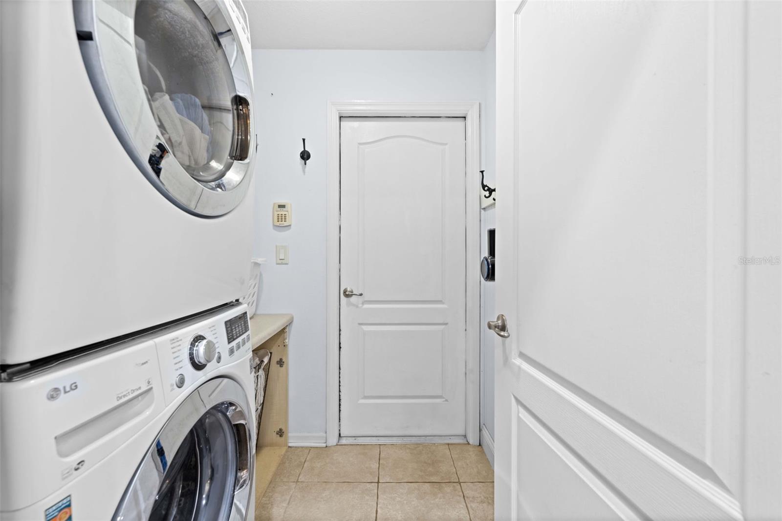 3348 CHAPEL CREEK CIR — photo 46