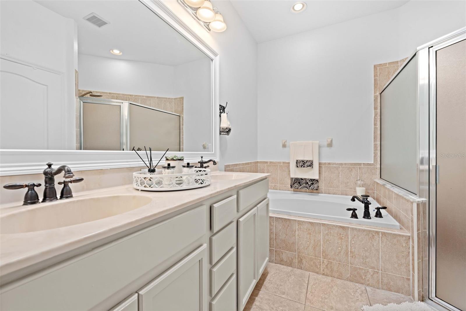 3348 CHAPEL CREEK CIR — photo 40