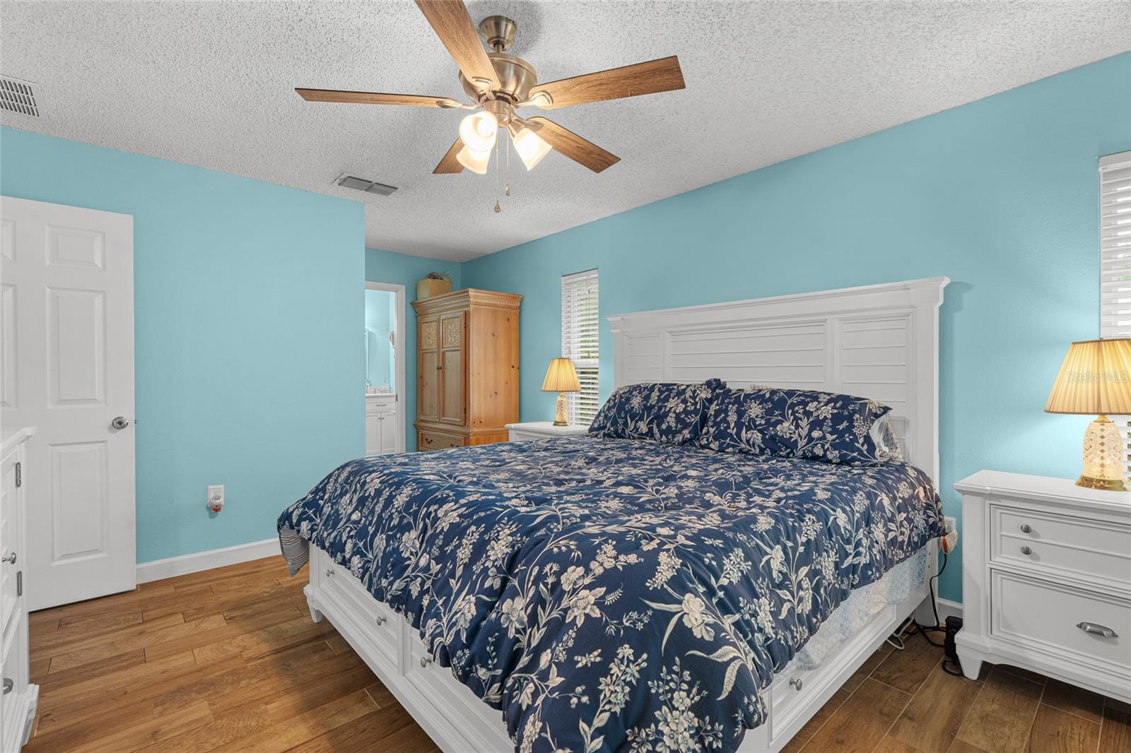 4204 PRAIRIE VIEW DR — photo 12