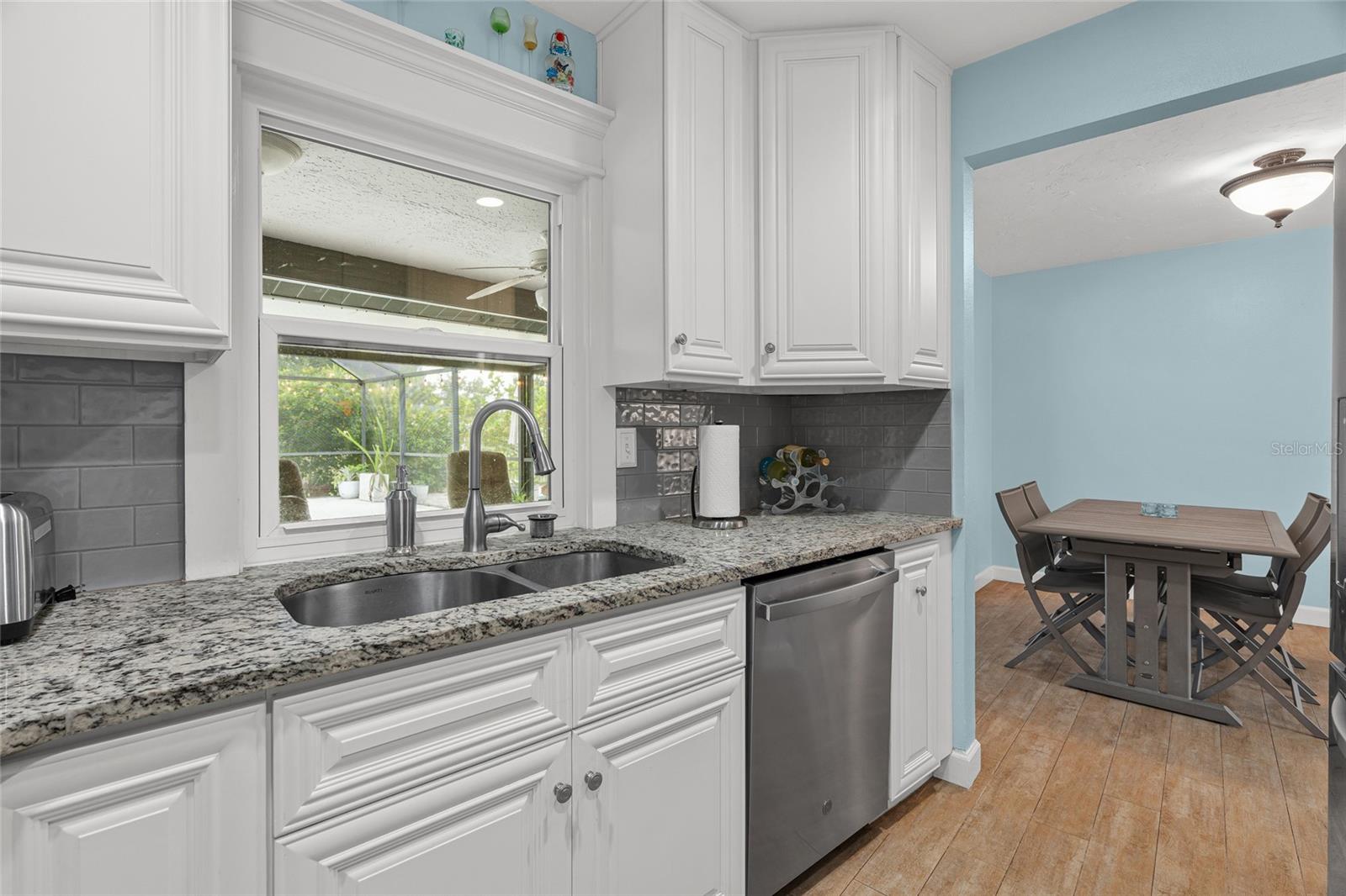 4204 PRAIRIE VIEW DR — photo 6