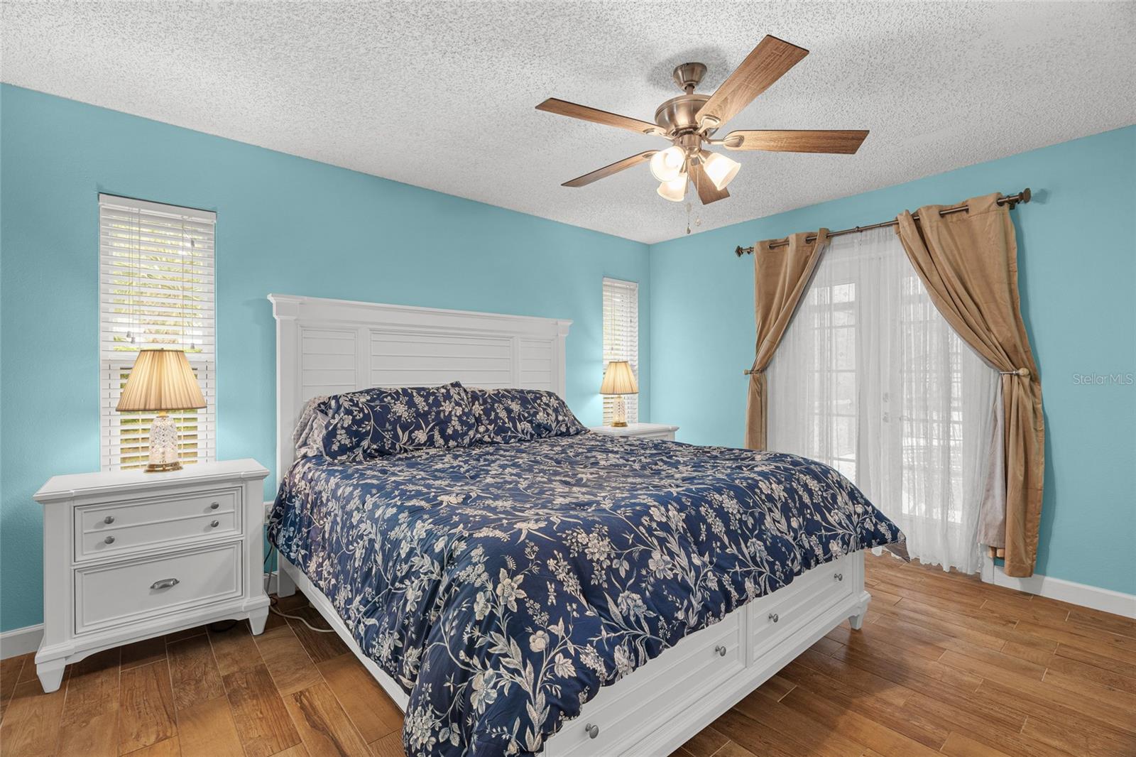 4204 PRAIRIE VIEW DR — photo 11