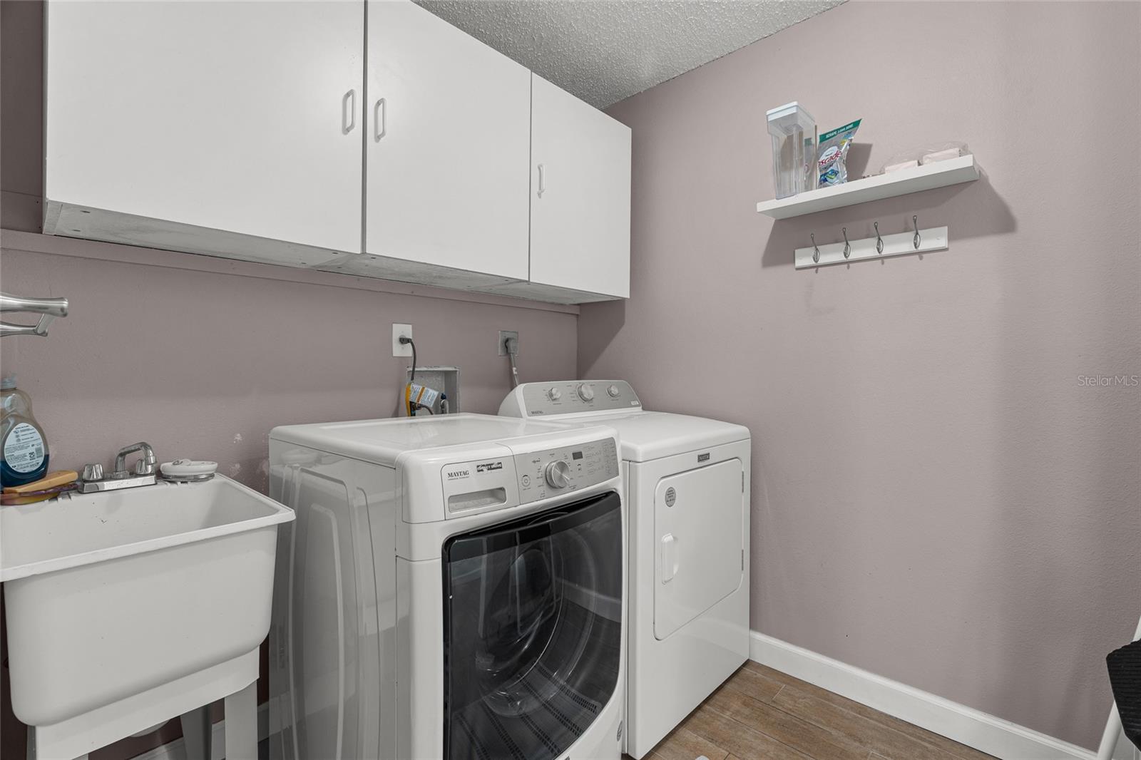 4204 PRAIRIE VIEW DR — photo 16